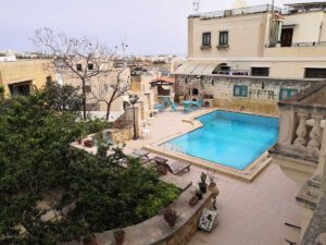 Der Garten samt Pool
