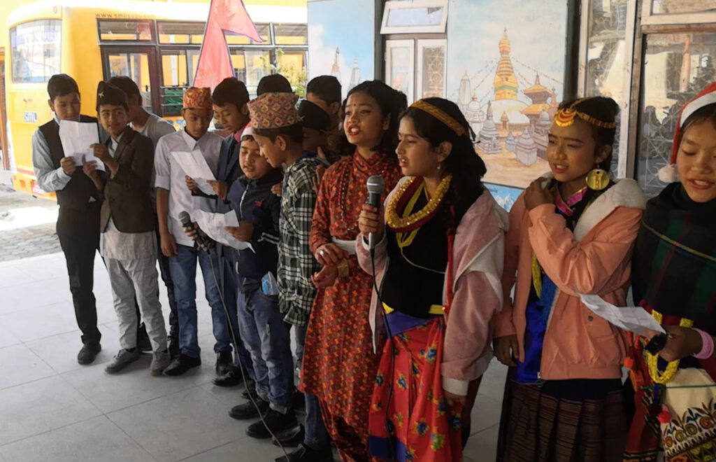 Weihnachtsfeier Schule Kathmandu