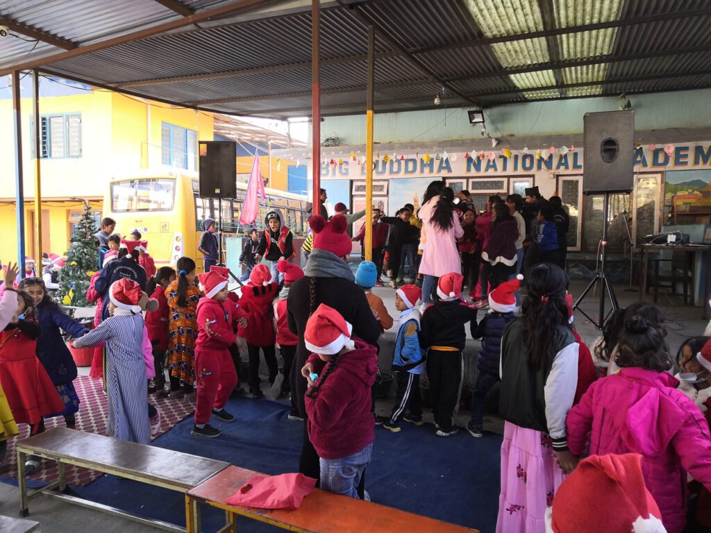 Weihnachtsfeier Schule Kathmandu